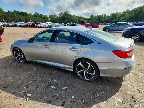 1HGCV1F32JA134401 2018 HONDA ACCORD - Image 2