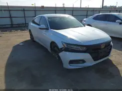 1HGCV1F32JA137119 2018 HONDA ACCORD
