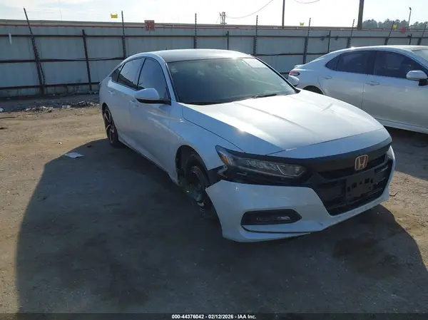 1HGCV1F32JA137119 2018 HONDA ACCORD - Image 1