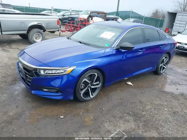 1HGCV1F32JA137640 2018 HONDA ACCORD - Image 2