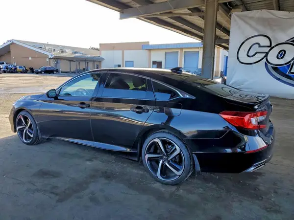 1HGCV1F32JA142577 2018 HONDA ACCORD - Image 2