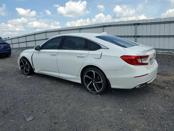 1HGCV1F32JA153739 2018 HONDA ACCORD - Image 2