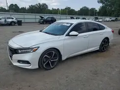 1HGCV1F32JA157077 2018 HONDA ACCORD