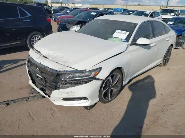 1HGCV1F32JA160433 2018 HONDA ACCORD - Image 2