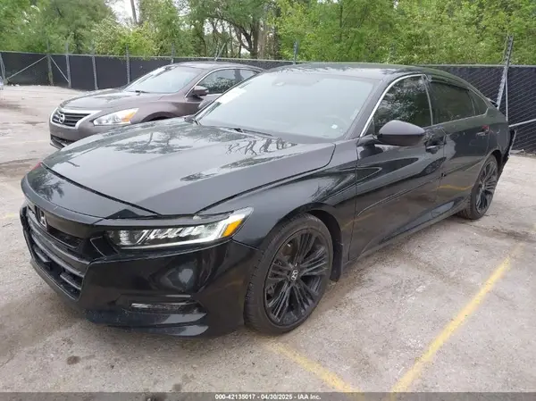 1HGCV1F32JA161923 2018 HONDA ACCORD - Image 2