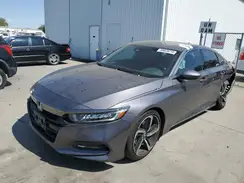 1HGCV1F32JA163039 2018 HONDA ACCORD