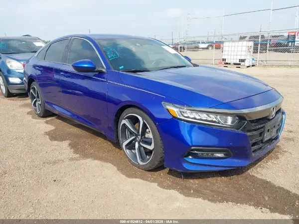1HGCV1F32JA180102 2018 HONDA ACCORD - Image 1