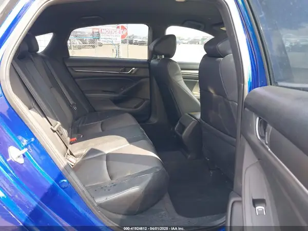 1HGCV1F32JA180102 2018 HONDA ACCORD - Image 8