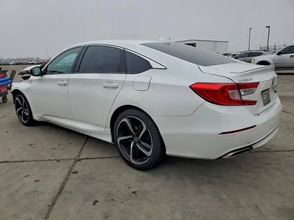 1HGCV1F32JA181010 2018 HONDA ACCORD - Image 2
