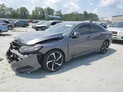 1HGCV1F32JA181198 2018 HONDA ACCORD