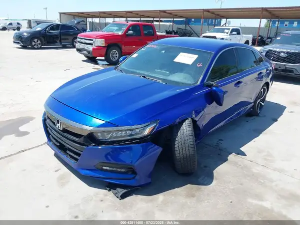1HGCV1F32JA181511 2018 HONDA ACCORD - Image 2