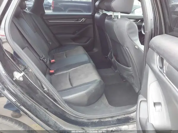 1HGCV1F32JA183484 2018 HONDA ACCORD - Image 8