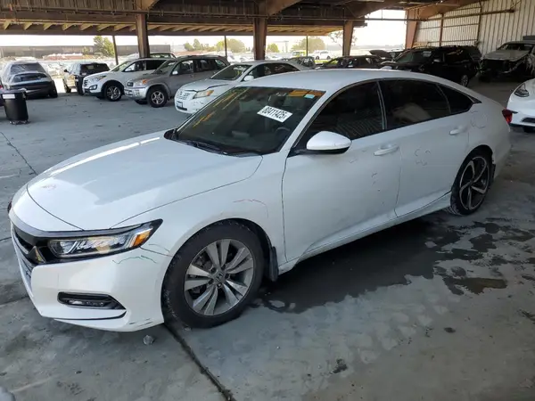 1HGCV1F32JA183579 2018 HONDA ACCORD - Image 1