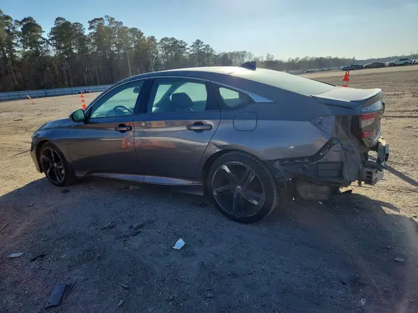 1HGCV1F32JA188703 2018 HONDA ACCORD - Image 2