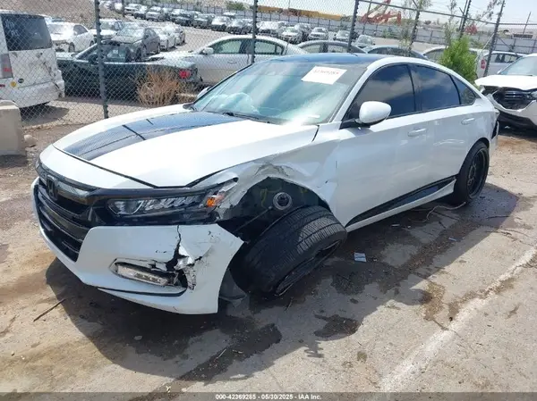 1HGCV1F32JA193092 2018 HONDA ACCORD - Image 2