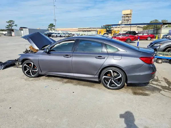 1HGCV1F32JA197613 2018 HONDA ACCORD - Image 2