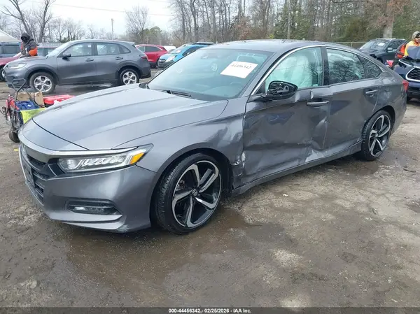 1HGCV1F32JA197739 2018 HONDA ACCORD - Image 2