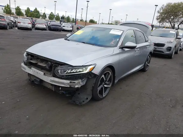 1HGCV1F32JA197952 2018 HONDA ACCORD - Image 2