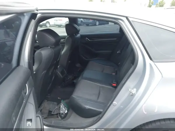 1HGCV1F32JA197952 2018 HONDA ACCORD - Image 8
