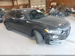 1HGCV1F32JA198924 2018 HONDA ACCORD