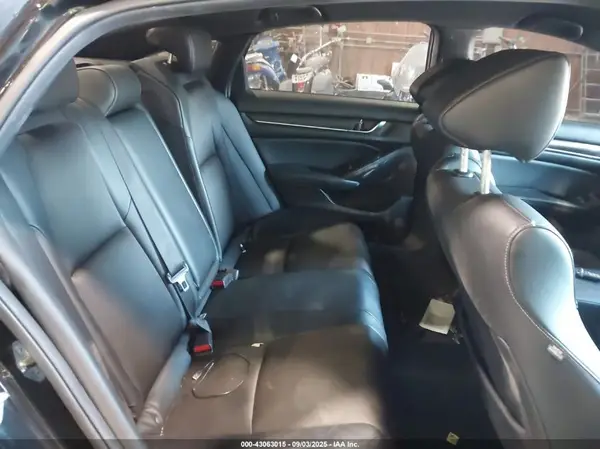 1HGCV1F32JA198924 2018 HONDA ACCORD - Image 8
