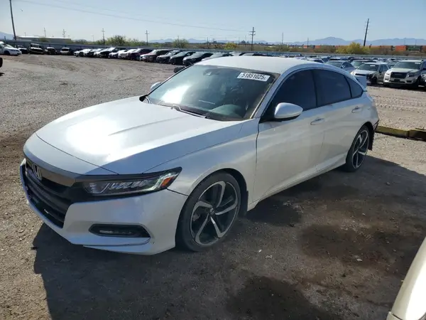 1HGCV1F32JA199569 2018 HONDA ACCORD - Image 1