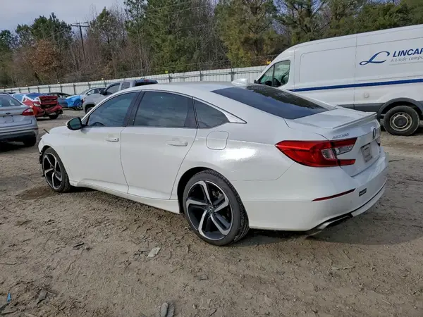 1HGCV1F32JA205676 2018 HONDA ACCORD - Image 2