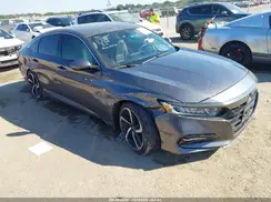 1HGCV1F32JA210814 2018 HONDA ACCORD