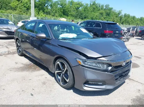 1HGCV1F32JA214393 2018 HONDA ACCORD - Image 1