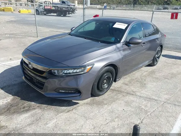 1HGCV1F32JA222218 2018 HONDA ACCORD - Image 2