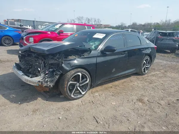 1HGCV1F32JA232621 2018 HONDA ACCORD - Image 2