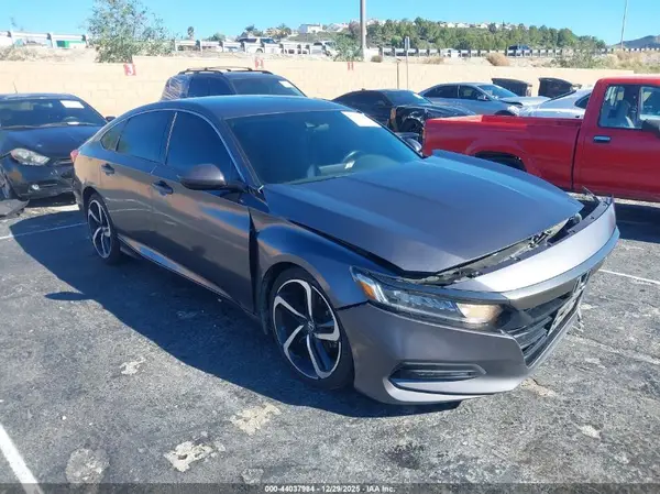 1HGCV1F32JA234756 2018 HONDA ACCORD - Image 1