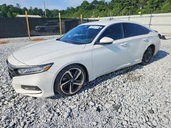 1HGCV1F32JA235616 2018 HONDA ACCORD - Image 1