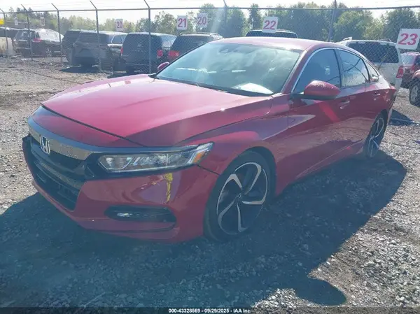 1HGCV1F32JA236118 2018 HONDA ACCORD - Image 2