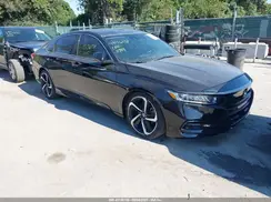 1HGCV1F32JA241738 2018 HONDA ACCORD