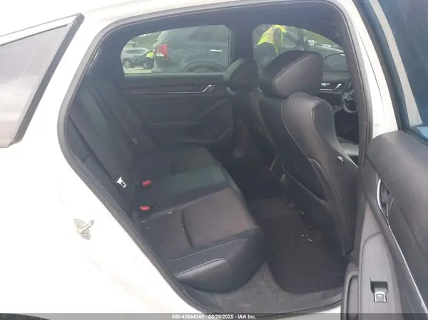1HGCV1F32JA242467 2018 HONDA ACCORD - Image 8
