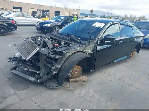 1HGCV1F32JA243215 2018 HONDA ACCORD - Image 2