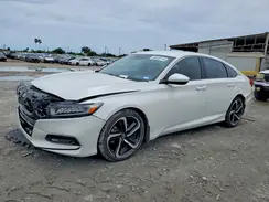 1HGCV1F32JA243764 2018 HONDA ACCORD