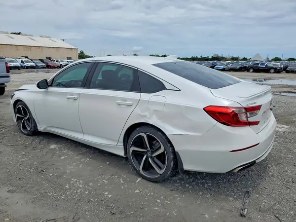 1HGCV1F32JA243764 2018 HONDA ACCORD - Image 2