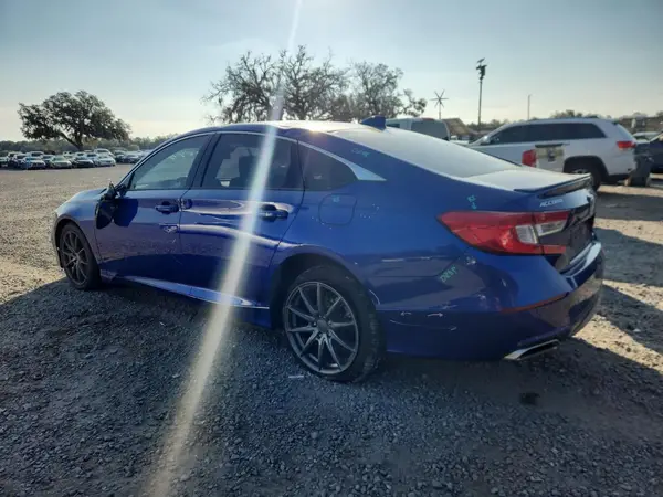 1HGCV1F32JA245062 2018 HONDA ACCORD - Image 2