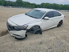 1HGCV1F32JA248592 2018 HONDA ACCORD