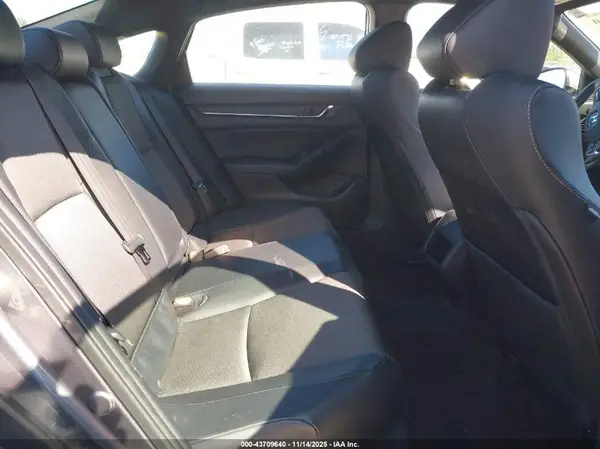 1HGCV1F32JA250701 2018 HONDA ACCORD - Image 8