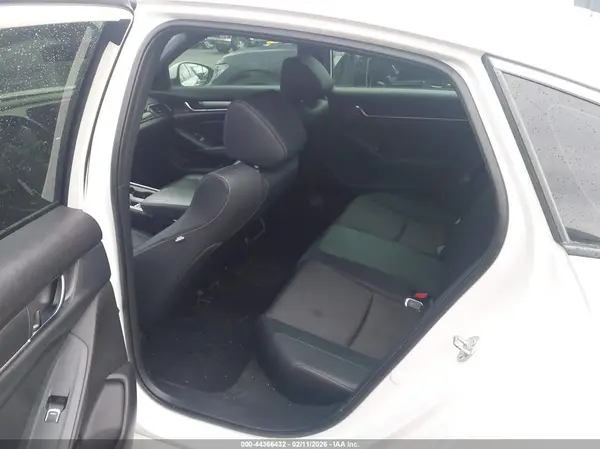 1HGCV1F32JA251105 2018 HONDA ACCORD - Image 8