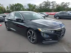1HGCV1F32JA251850 2018 HONDA ACCORD