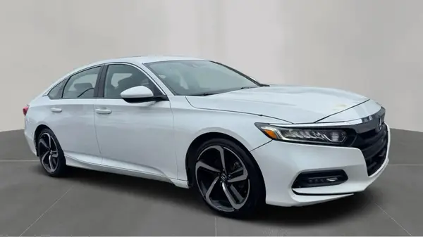 1HGCV1F32JA257387 2018 HONDA ACCORD - Image 1