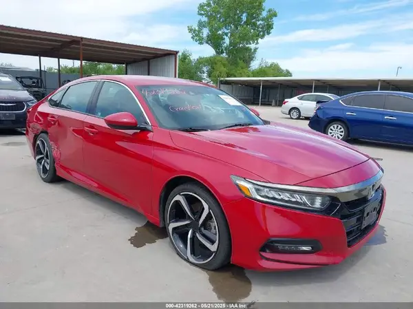 1HGCV1F32JA261231 2018 HONDA ACCORD - Image 1