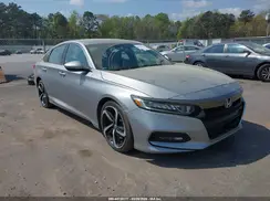 1HGCV1F32JA262895 2018 HONDA ACCORD