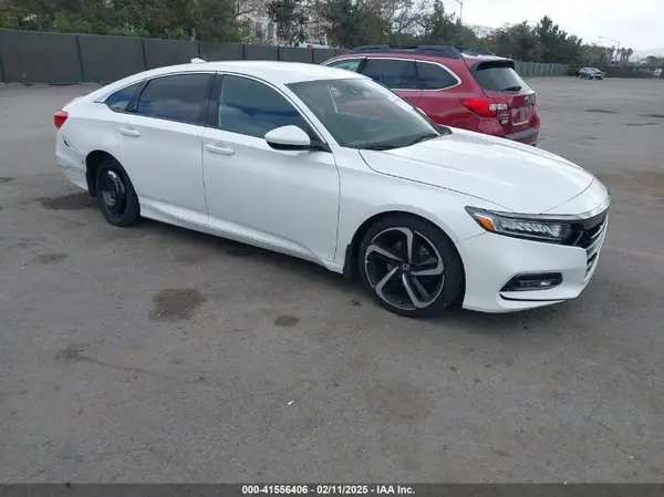 1HGCV1F32JA264498 2018 HONDA ACCORD - Image 1