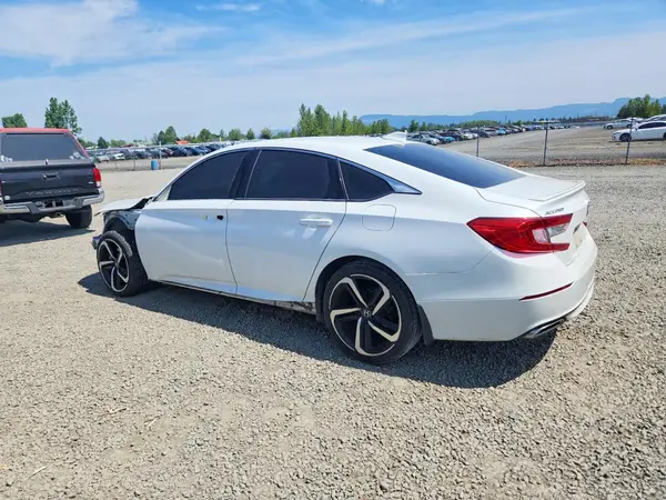 1HGCV1F32JA265974 2018 HONDA ACCORD - Image 2