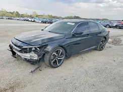 1HGCV1F32JA267918 2018 HONDA ACCORD